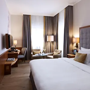 4* מלון Platzl